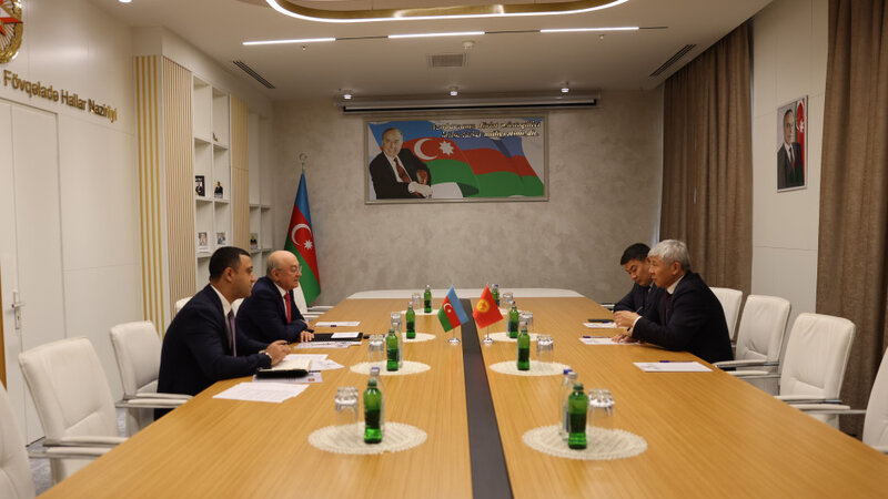 Kəmaləddin Heydərov Qırğız Respublikasının Azərbaycandakı səfiri Maksat Mamıtkanov ilə görüşüb