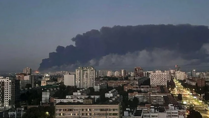 Başqırdıstanda neft emalı zavoduna dronlarla zərbə endirildi