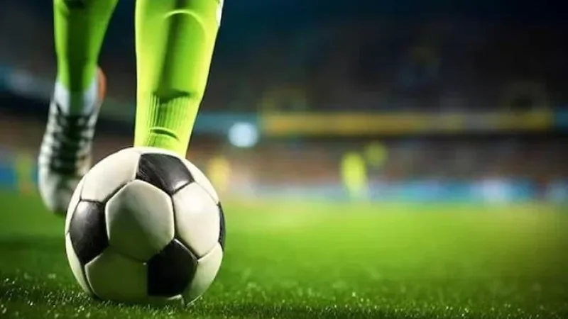 Futbol matçlarında görünən qanunsuz mərc reklamları niyə efirdən kəsilmir? -
