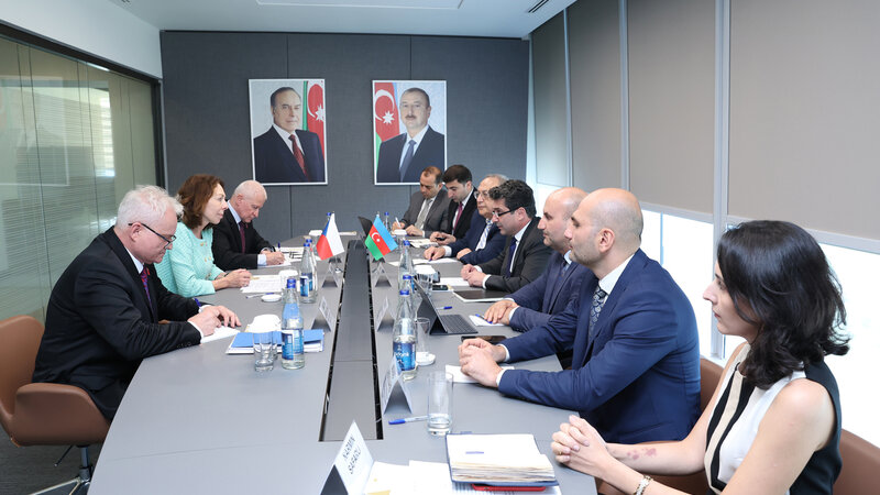 Azərbaycan və Çexiya iqtisadi əməkdaşlığın genişləndirilməsini müzakirə etdi
