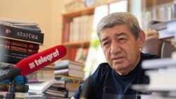 Nizami Cəfərov: Xaqani yaradıcılığının əsas cəhətləri üsyankarlıq və dərin mütəfəkkir baxışlardır