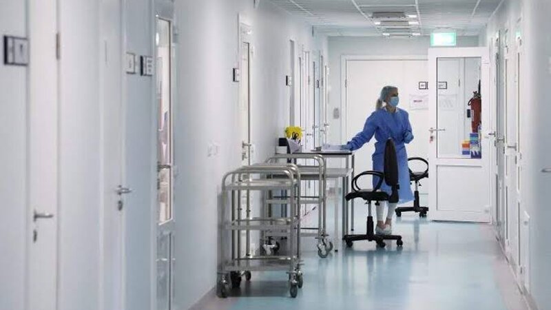 Gəncədə 35 yaşlı kişi kəsici alətlə xəsarət alıb