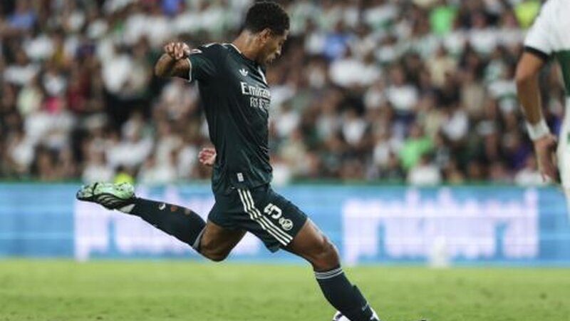 Bellinqem ikinci dəfə İngiltərədə ilin futbolçusu seçildi