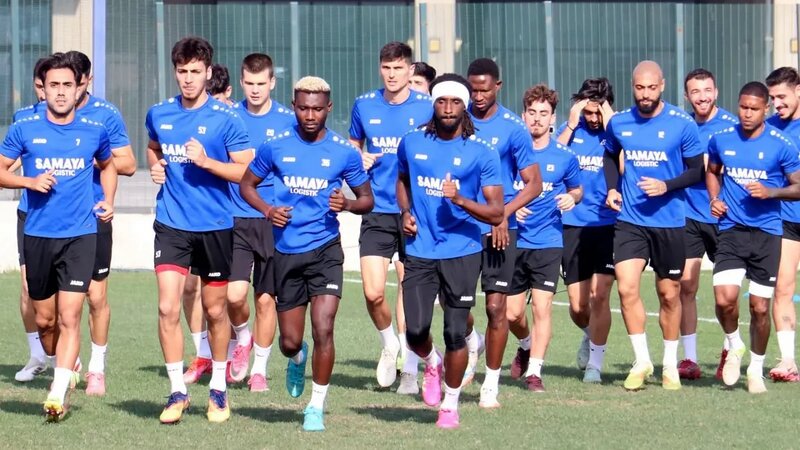 “Araz-Naxçıvan” yeni baş məşqçisi ilə ilk məşqinə çıxdı