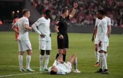 Mbappe Fransa millisinin oyununda zədələnib