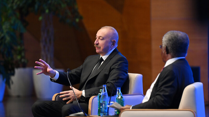Azərbaycan lideri: Otuz il əvvəl bağlanılmış müqavilələr hələ də toxunulmazdır