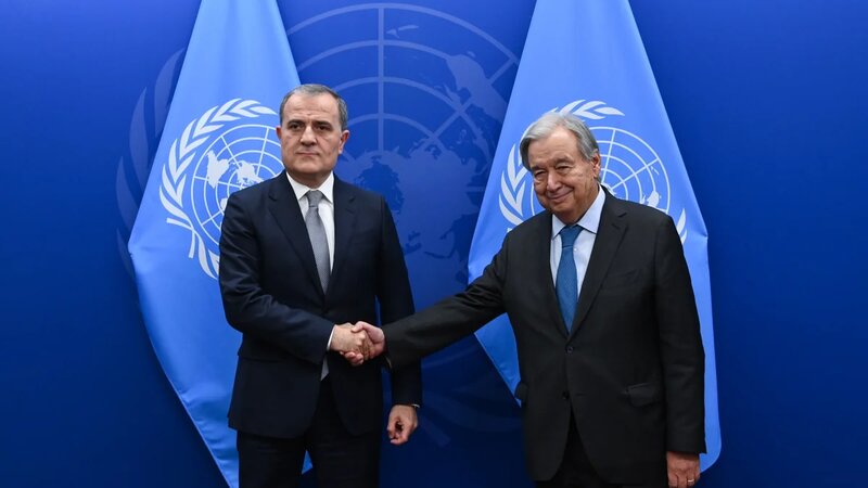 Ceyhun Bayramov Quterreşlə Ermənistanla sülh prosesini müzakirə edib