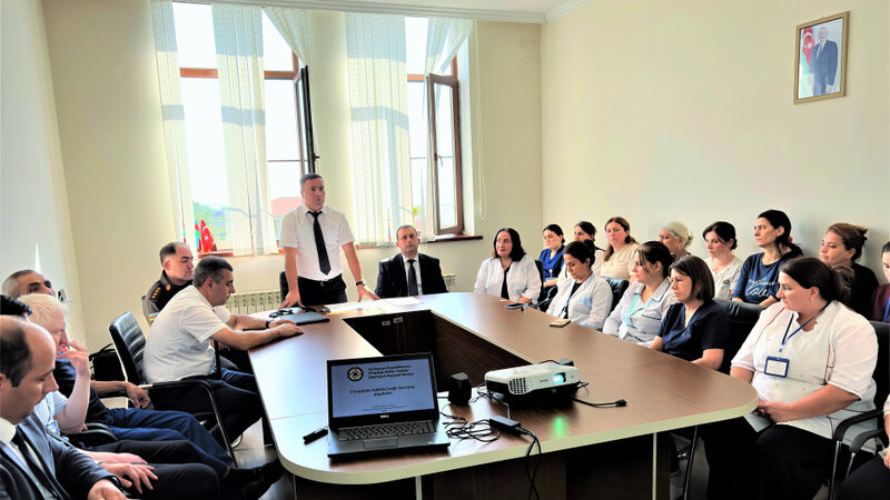 FHN növbəti reabilitasiya mərkəzinin əməkdaşları üçün maarifləndirmə tədbiri keçirdi