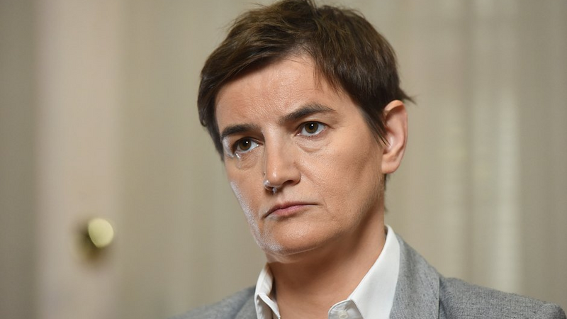 Serbiya prezidentinin səlahiyyətləri Ana Brnabiçə təhvil verildi