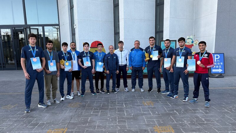 Azərbaycan boksçuları Çində 10 medal qazandı