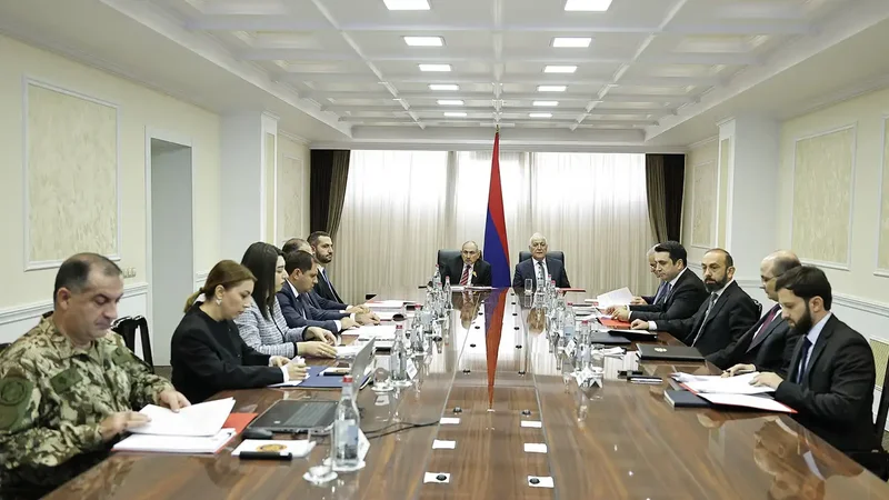 Ermənistan Təhlükəsizlik Şurasının iclası keçirildi