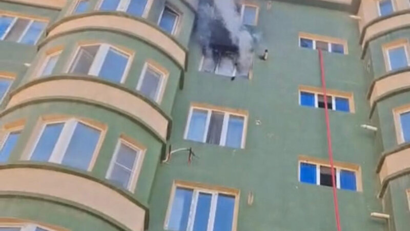 Masazırda çoxmərtəbəli yaşayış binasında yağın oldu