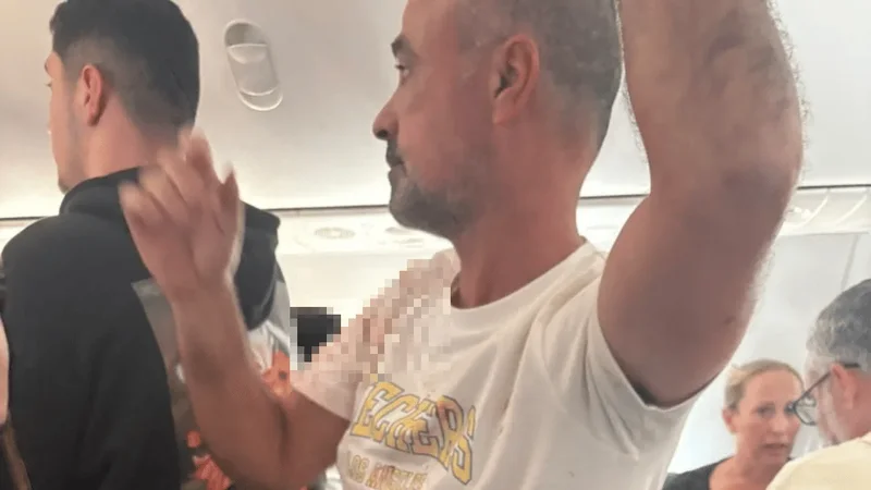 İsrailə uçan təyyarəni qaçırmağa cəhd edən pilotla bağlı yeni xəbər yayıldı