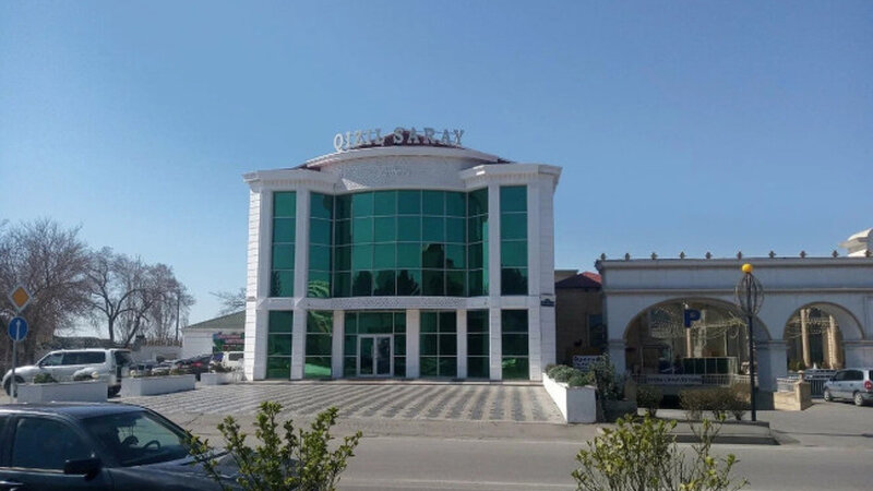 “Qızıl Saray” şadlıq evində istehlaka yararsız ətlər aşkarlanıb