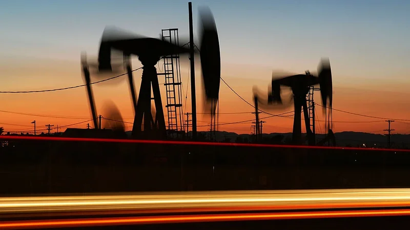 OPEC+ ölkələri noyabrda neft hasilatı kvotalarını qoruyacaq