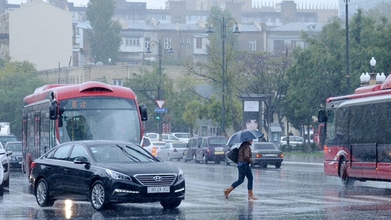 Bakıya gecə saatlarından başlayaraq intensiv yağış yağacaq