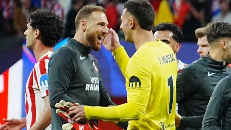 Noyerin yerinə “Atletiko”nun qapıçısı keçə bilər
