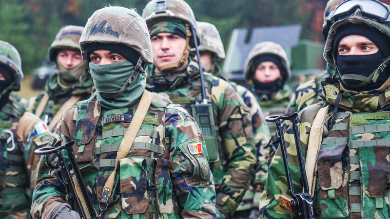 Moldova Silahlı Qüvvələrin sayını artırır