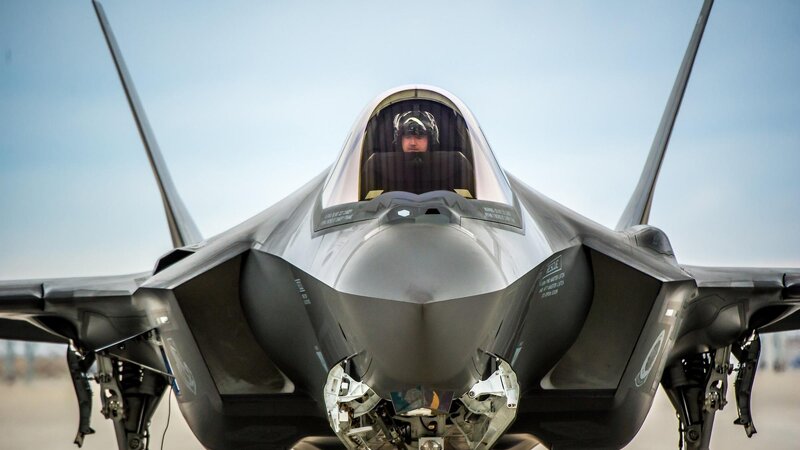 ABŞ-nin F-35 qırıcısının məxfi detalları səhvən Çinə göndərilib