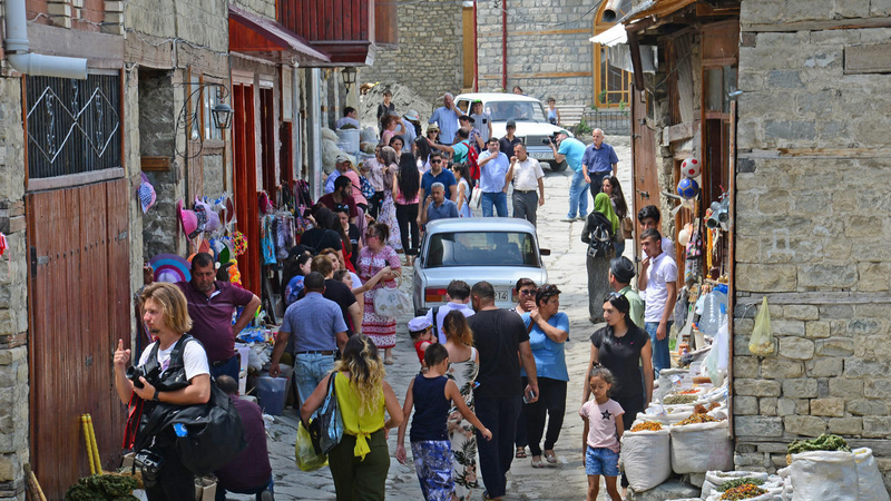 Cari ildə Lahıcı 120 mindən çox turist ziyarət edib