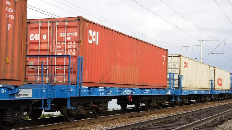 ADY-nin Çindən qəbul etdiyi blok-qatarların sayı 40 % artıb