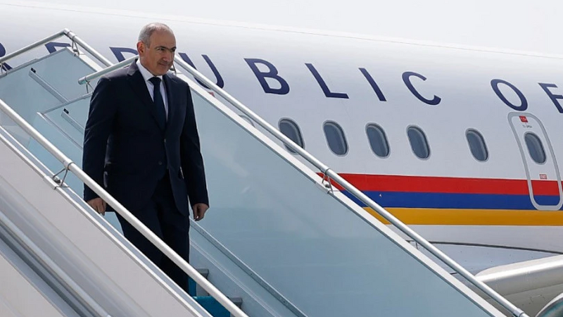 Nikol Paşinyan Türkmənistana getdi