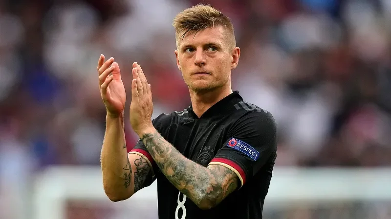 Toni Kroos karyerasını məşqçi olaraq davam etdirəcək