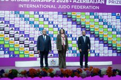Cüdo üzrə dünya çempionatının bayrağı Qazaxıstana təhvil verildi
