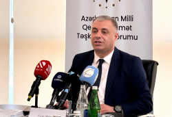 Fariz Əkbərov: Vahid geyim forması şagirdlər arasında fərqlərin önə çıxmamasına xidmət edir