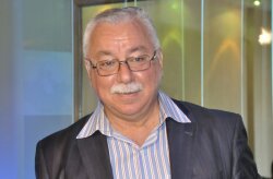 Sərdar Fərəcov: Tarixən Azərbaycan maarifçilərinin fərqli geyim üslubu olub