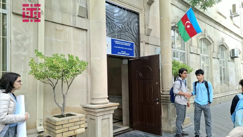 Məktəblərdə geyim qaydaları necə icra olunur? -