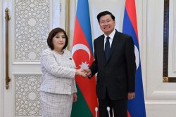 Sahibə Qafarova Laos Prezidenti ilə görüşdü