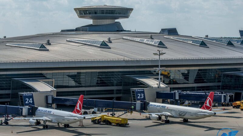 Türkiyədən Moskvaya uçan üç sərnişin təyyarəsi geri qayıdıb