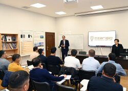 Özbəkistan mühəndisləri "Azərişıq"da təlimlərə başladılar -