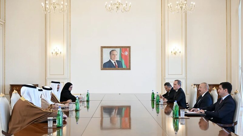 Prezident İlham Əliyev Bəhreynin xarici işlər nazirini qəbul etdi