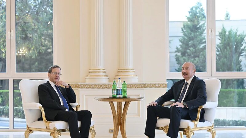 Prezident İlham Əliyev İsrail Prezidenti ilə görüşdü