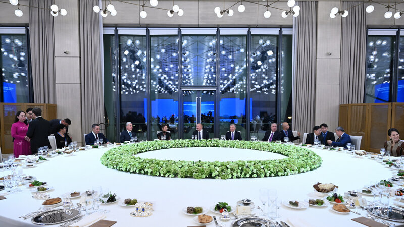 Prezident İlham Əliyevin adından AQEM-in 7-ci Zirvə Görüşünün iştirakçılarının şərəfinə şam yeməyi  verildi - FOTO