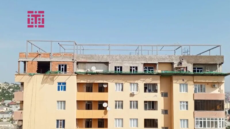 Xırdalanda 10 il əvvəl təhvil verilən binada əlavə iki mərtəbə tikilir - FOTO