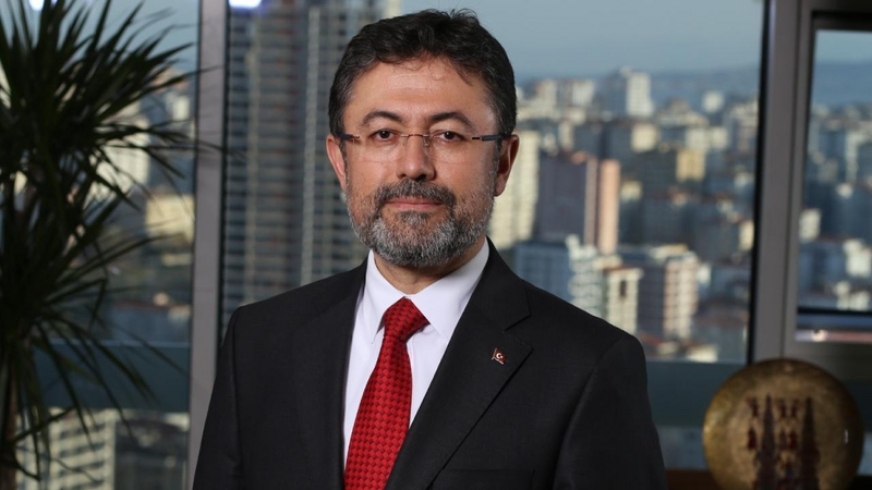 Türkiyəli nazir İrəvanda: