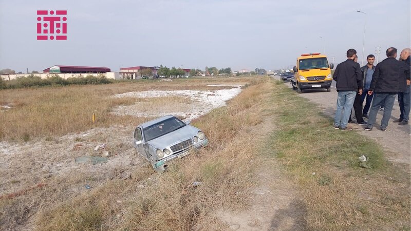 Yevlaxda yol qəzası olub, yaralananlar var - FOTO