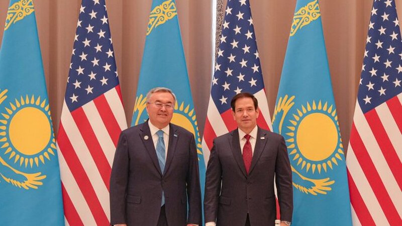 Marko Rubio Qazaxıstanın XİN rəhbəri ilə görüşdü