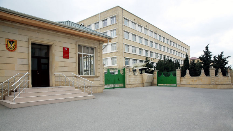 Hərbi hissəni özbaşına tərk edən zabitlərə 300 manatadək cərimə təklif olunur