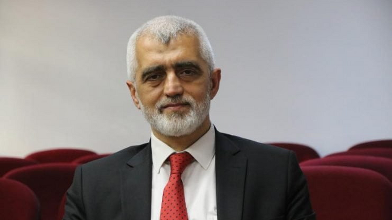 Rəsmi Bakı DEM Partiyasının üzvünü “arzuolunmaz şəxs” elan etdi