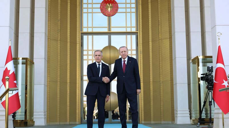 Ərdoğan Kanadanın Baş naziri ilə görüşdü