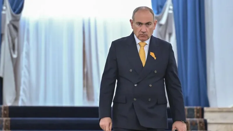 Paşinyan: Ermənistanı AİB-dən yox, KTMT-dən çıxarın
