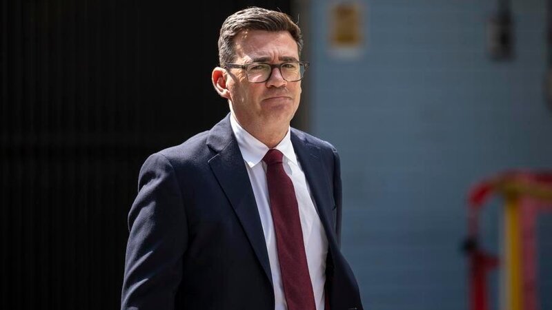 Böyük Britaniya Trampdan Ukraynanın “Starlink”ə tam çıxışını təmin etməsini istəyib