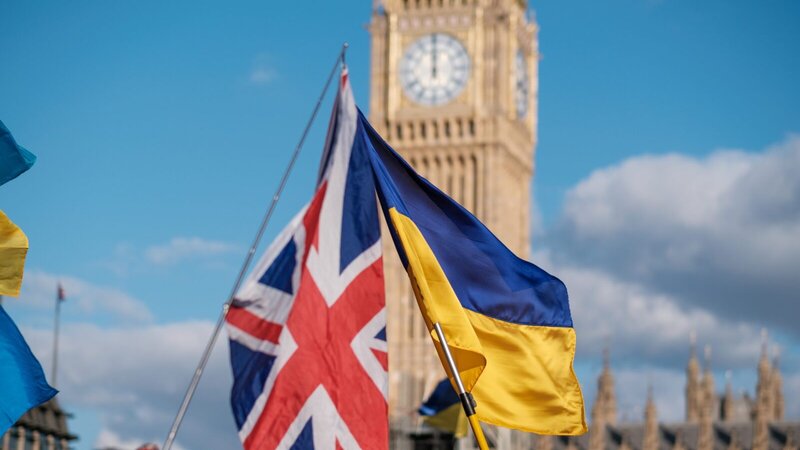 Britaniya Ukraynaya əlavə 10 milyard funt ayıracaq
