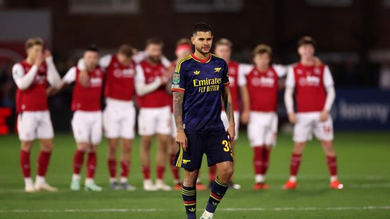 “Arsenal” Liqa Kubokunda dördüncü divizion klubuna məğlub oldu