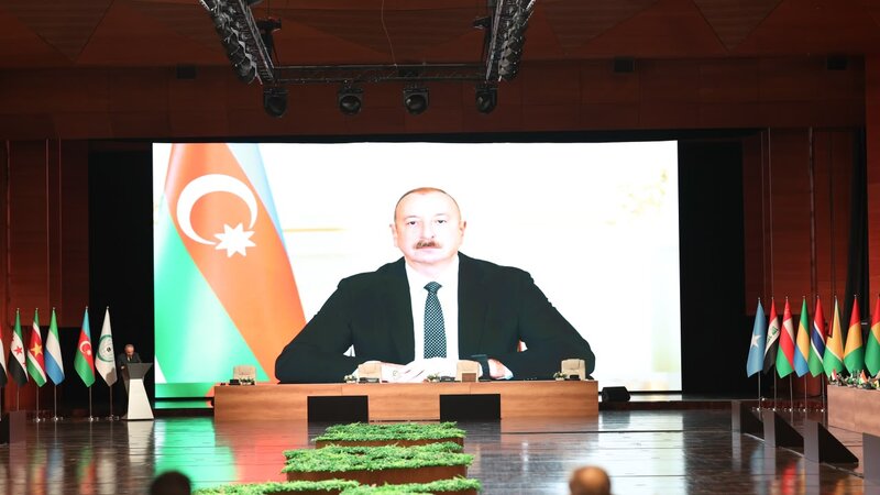 İlham Əliyev: Korrupsiya dövlət təsisatlarına ictimai etimadı sarsıdır