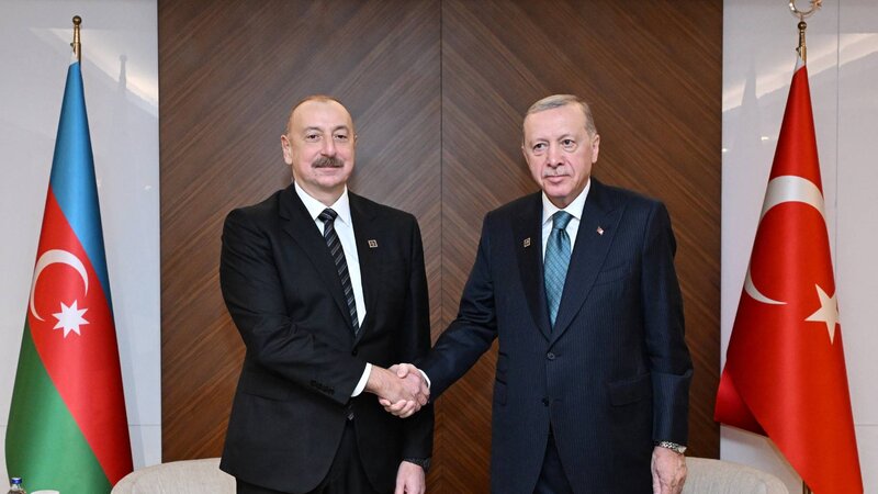 İlham Əliyev Rəcəb Tayyib Ərdoğanı təbrik etdi